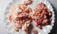 吃炸酱面吃瓜,夏日美食新风尚