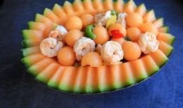 哈密瓜能和虾一起吃吗,食用指南解析
