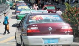 租车南宁吃瓜,体验当地“吃瓜”乐趣