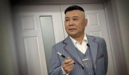 德云社同时上线吃瓜,吃瓜盛宴与精彩演出同步开启