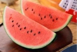 每天都在吃大瓜,揭秘娱乐圈新鲜事