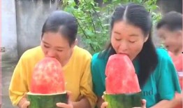 爆笑吃瓜大赛,笑料横飞，瓜田里的欢乐盛宴