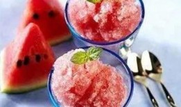 紫罗兰吃瓜,紫罗兰的瓜田奇遇记