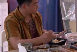 郑恺吃瓜表情,瓜王再现江湖！