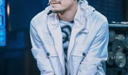 白宇吃瓜吃到自己,引发网友热议