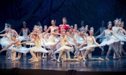 儿童舞蹈吃瓜视频,儿童舞蹈吃瓜视频欢乐瞬间